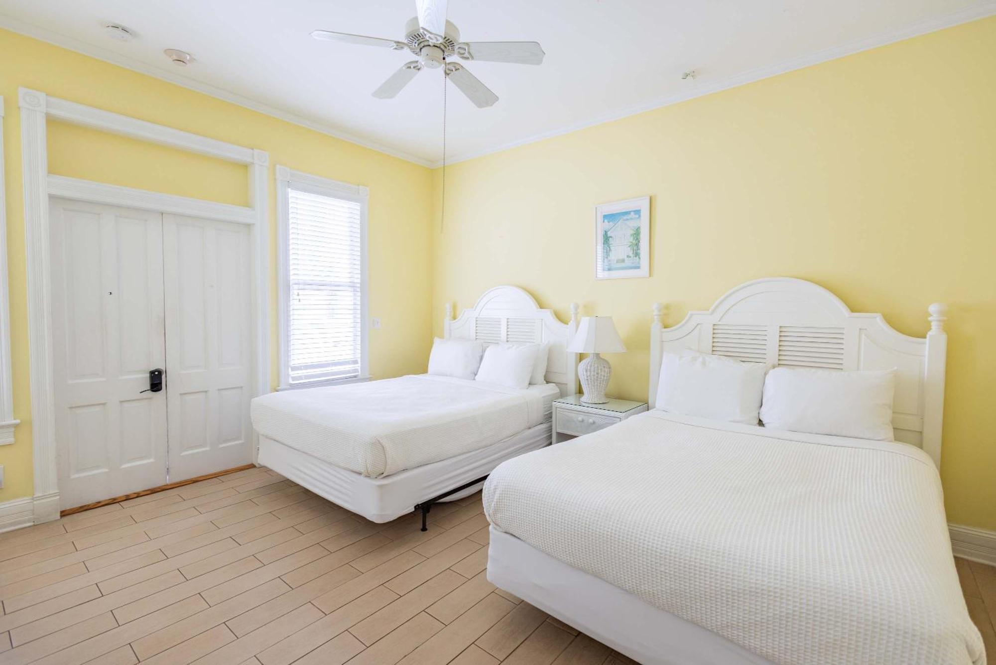 Deluxe Queen At The Curry Mansion - Parking & Heated Pool! Key West Bagian luar foto